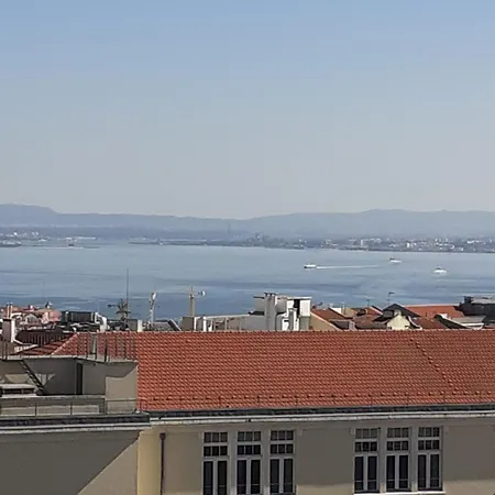 Apartman Charming Penthouse