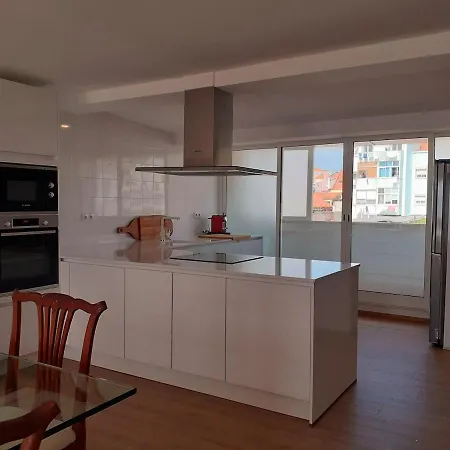 Апартаменти Charming Penthouse