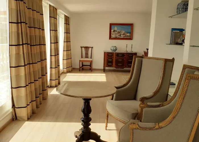 Charming Penthouse Apartament *