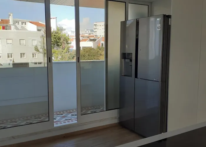 Charming Penthouse Апартаменти Лісабон