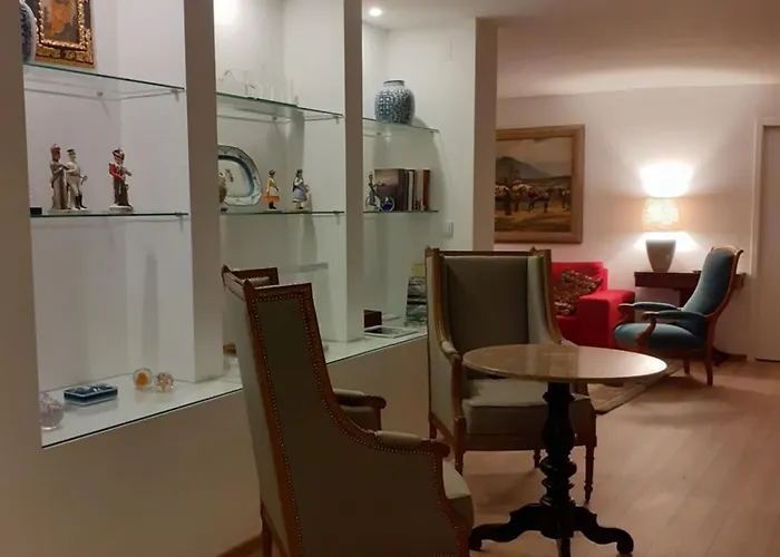 Апартаменти Charming Penthouse Лісабон